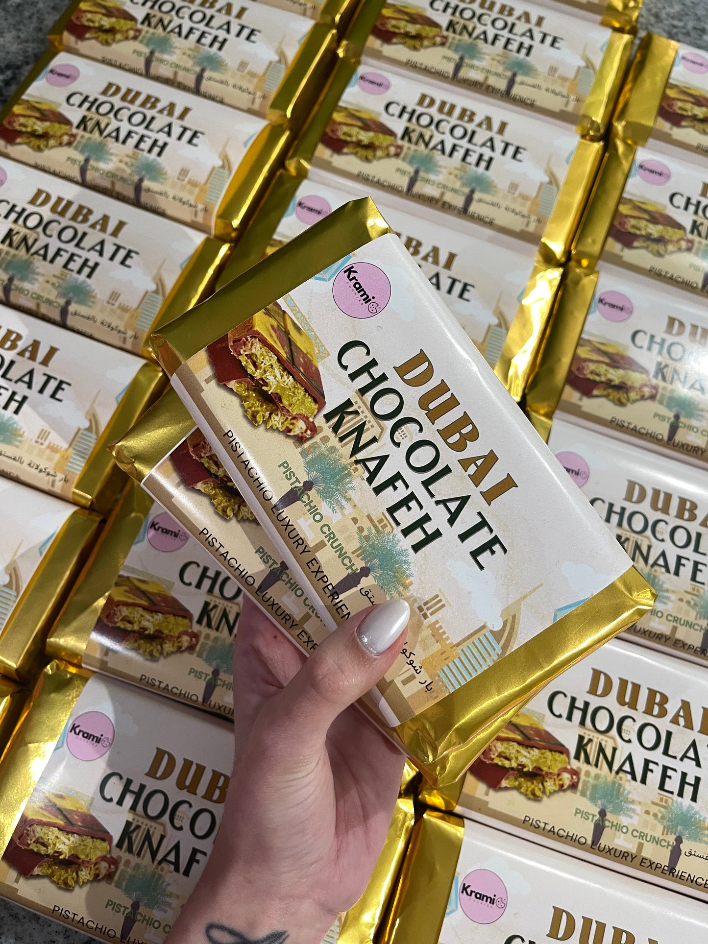 DUBAI CHOCOLATE BAR 200g